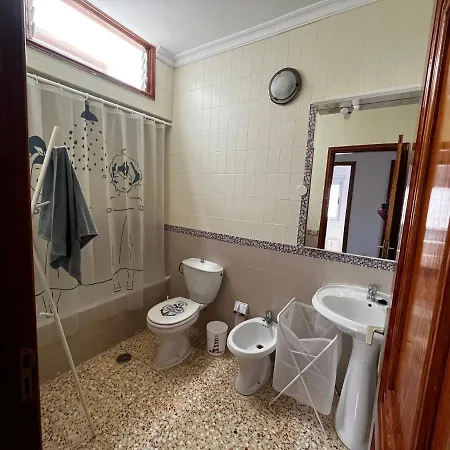 Sarah Kite Ii Vv, 3 Bed & Breakfast El Burrero