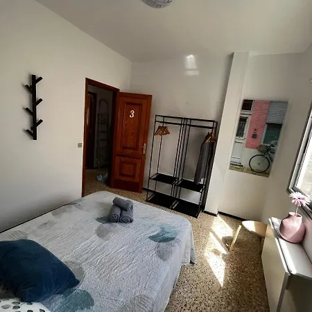 Sarah Kite Ii Vv, 3 Bed & Breakfast